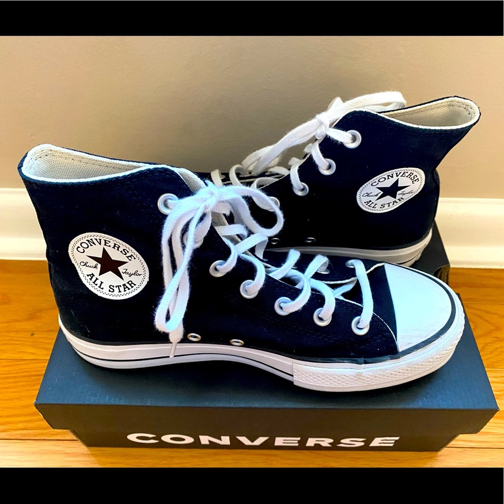 EUC Chuck Taylor Canvas Lift Platform Black Sneakers